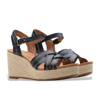 Clarks Sabina Riemchensandalen aus Leder schwarz