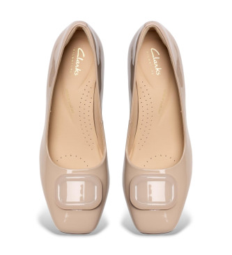 Clarks Fernie Trim beige lderskor