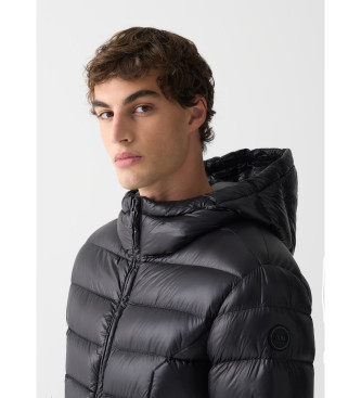 Colmar Gl�nzende schwarze Kapuzenjacke mit schwarzer Kapuze