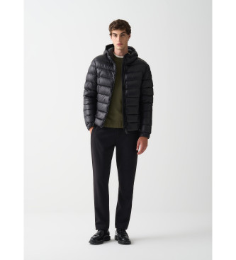 Colmar Gl�nzende schwarze Kapuzenjacke mit schwarzer Kapuze