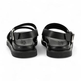 DKNY Sandlias de couro preto com relevo