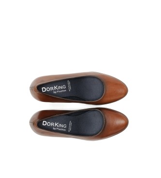 Dorking by Fluchos Średnie brązowe skórzane buty Blesa - Wysokość obcasa: 8 cm