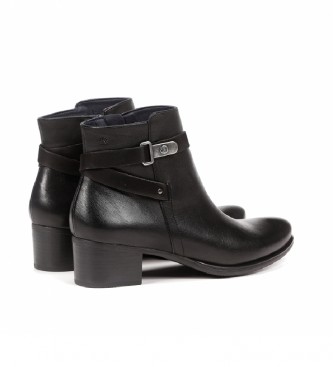 Fluchos Leather ankle boots D8583-SUNB Black