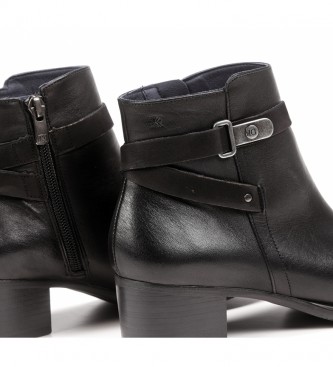 Fluchos Leather ankle boots D8583-SUNB Black