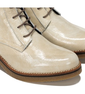 Dorking by Fluchos Lucero White leather ankle boots