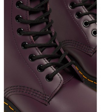 Dr Martens 1460 Smooth lilac leather boots