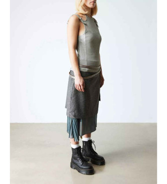 Dr Martens Usnjeni škornji Jadon III črni