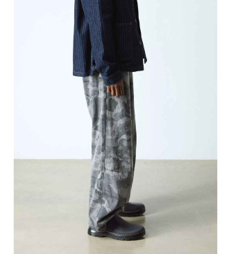 Dr Martens Embury Black Wyoming leather ankle boots black