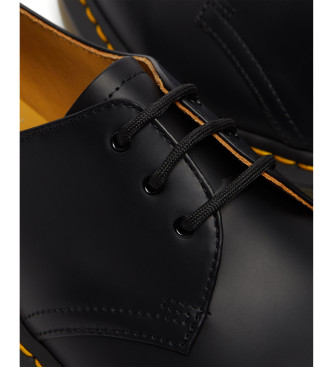 Dr Martens Usnjeni čevlji 1461 gladka črna