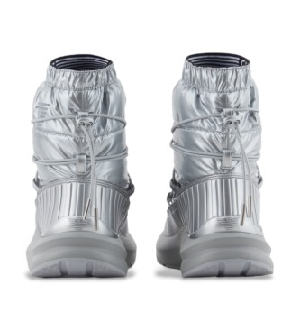 EA7 Silver ski boots