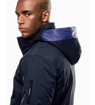 EA7 Casaco Mountain Tech azul-marinho