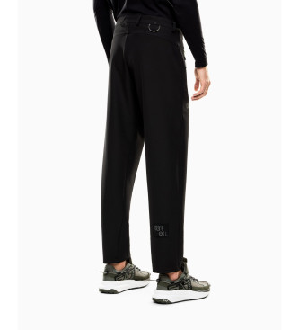 EA7 Pantaloni neri Urban Escape