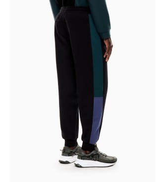 EA7 Calas Athletic Colour pretas