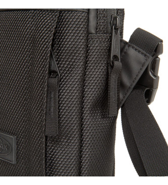 Eastpak The One Cnnct schoudertas zwart