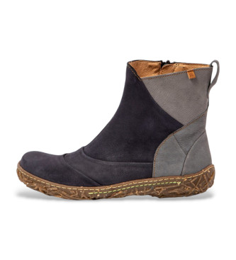 El Naturalista Leather ankle boots N5450 navy