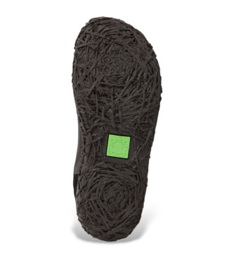 El Naturalista Botins em pele N786 preto