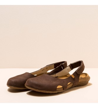 El Naturalista Leather sandals Pleasant Brown Wakataua brown