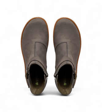 El Naturalista Botins em pele cinzenta da Pleasant Total