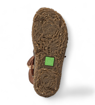 El Naturalista Botins em pele castanha N5455