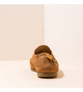 El Naturalista Nobuck-W Cinnamon Croch camel leather slippers