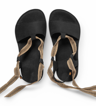 El Naturalista Sandlias de couro N5685 Satya preto