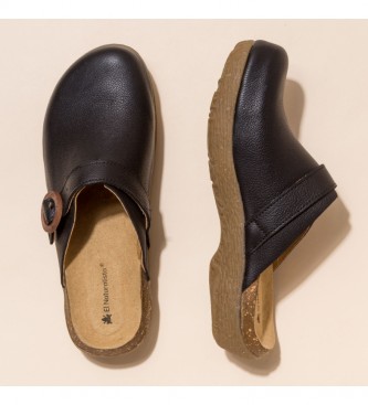 El Naturalista Leather clogs N5701 Wakatiwai black