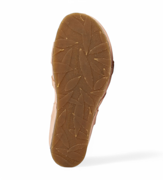 El Naturalista N5855 Picual sandaler i korallfrgat lder