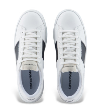 Emporio Armani Modelo branco de t�nis em pele