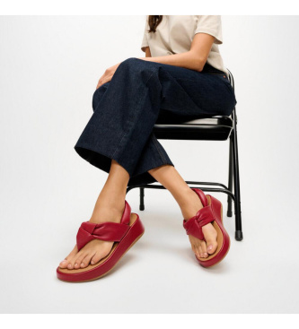 Fitflop F-Mode Knot burgundy leather sandals