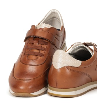 Fluchos Leather Sneakers F1199 brown