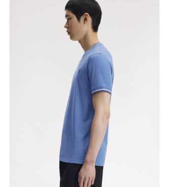 Fred Perry T-Shirt mit zwei blauen Streifen am Saum