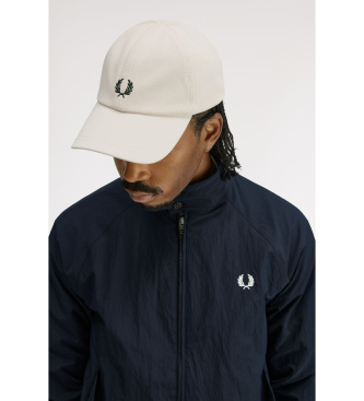 Fred Perry Klasična kapa pique v bež barvi