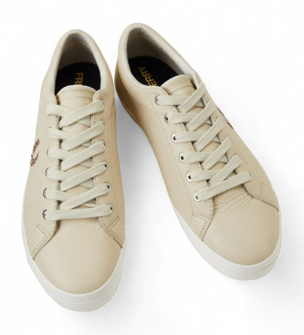 Fred Perry Baskets Baseline en cuir beige 