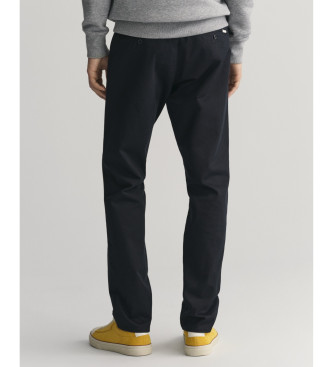 Gant Spodnie chino o kroju slim fit w kolorze czarnym