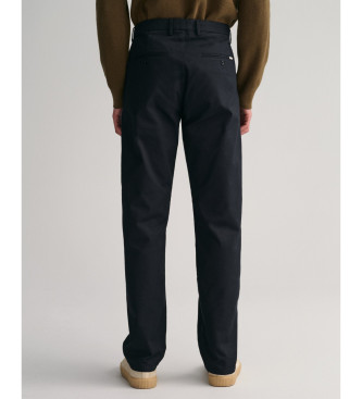 Gant Spodnie Tech Prep Chino w kolorze czarnym