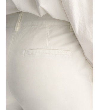 Gant Spodnie chino Slim Fit białe