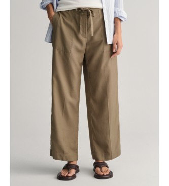 Gant Relaxed Fit belted trousers brown