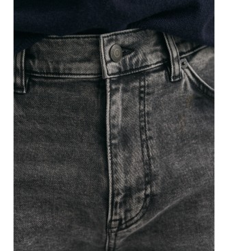 Gant Regular Fit Jeans met zwarte wassing