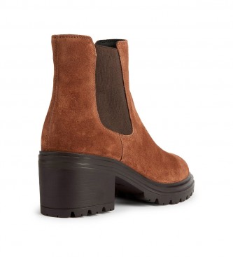 GEOX D Damiana brown leather ankle boots