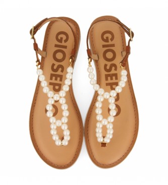 Gioseppo Glenmore Leather Sandals white