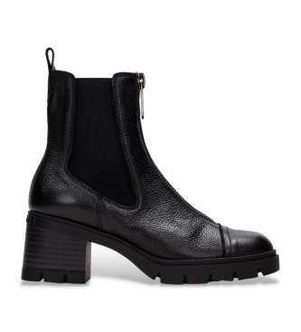 Hispanitas Black leather Chelsea ankle boots