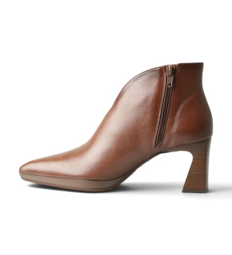 Hispanitas Atlanta Leather Ankle Boots in Brown