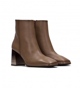 Hispanitas Brown Monaco leather ankle boots -Heel height 7cm