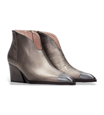 Hispanitas Silver leather round toe ankle boots