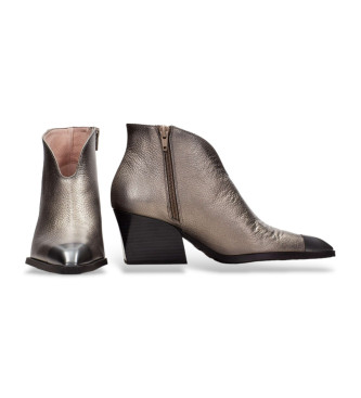 Hispanitas Silver leather round toe ankle boots