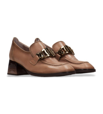 Hispanitas Nude bruin leren loafers