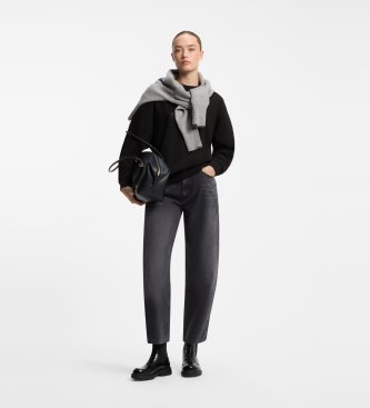 HUGO Danicey black sweatshirt