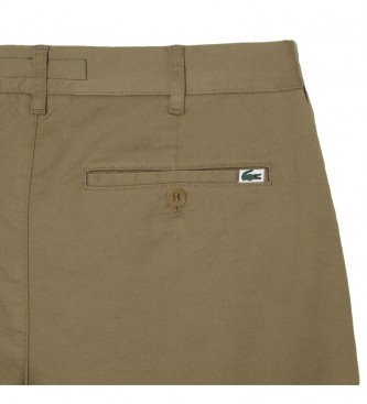 Lacoste Rjave kratke hlače Slim Fit Bermuda