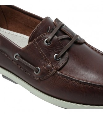 Lacoste Caspian brown leather boat shoes 