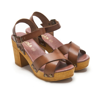 Lois Jeans Brązowe skórzane sandały z drewnianym obcasem - Wysokość obcasa 9 cm